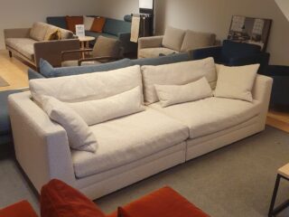 Lounge Full size Utstilling selges